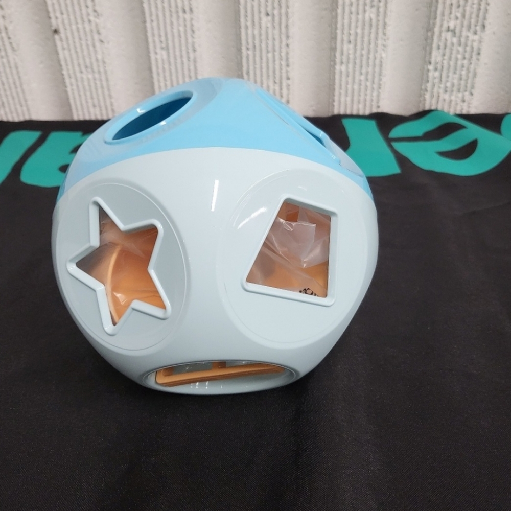 Tupperware Shape O Toy